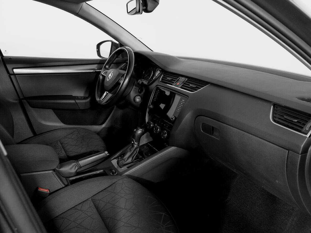 Skoda Octavia, 2018 - Фото №8