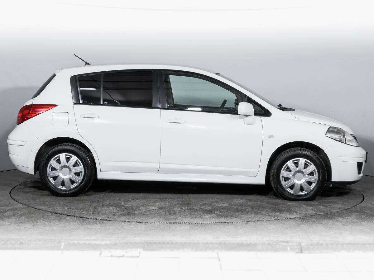 Nissan Tiida, 2013 - Фото №3