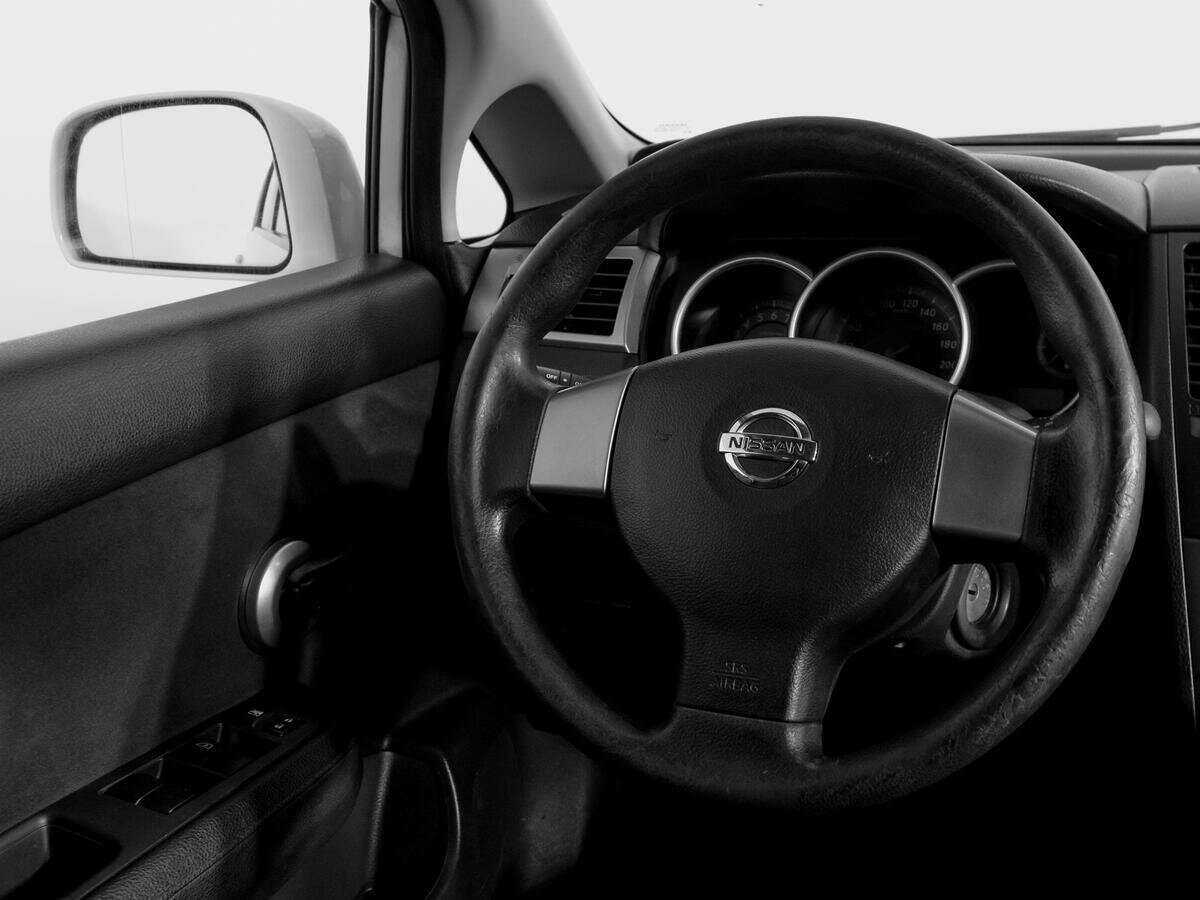 Nissan Tiida, 2013 - Фото №12