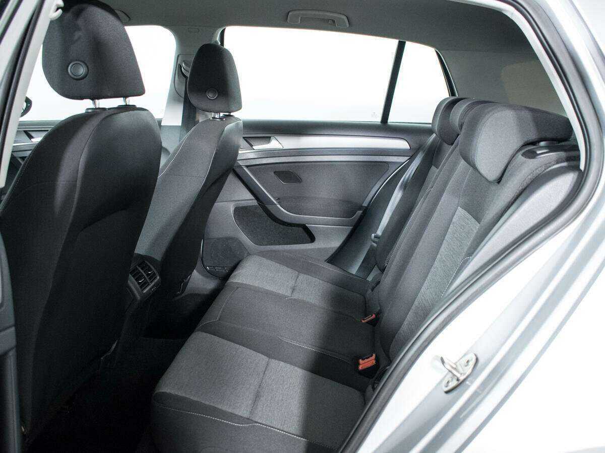 Volkswagen Golf, 2013 - Фото №9