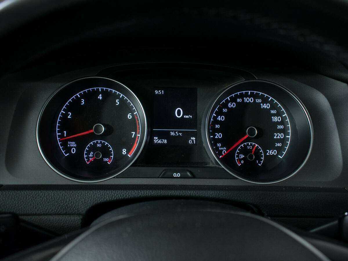 Volkswagen Golf, 2013 - Фото №10