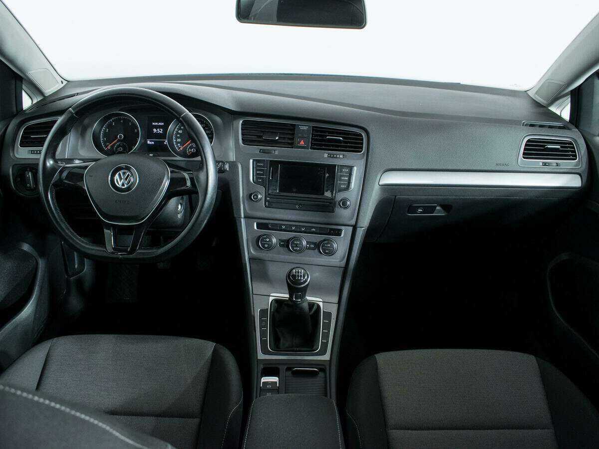 Volkswagen Golf, 2013 - Фото №11