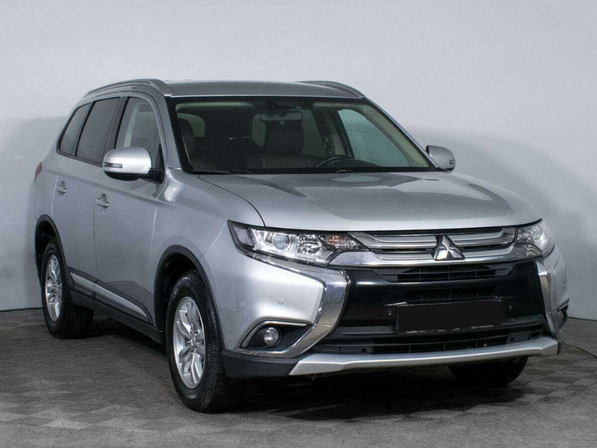 Mitsubishi Outlander, 2017 - Фото №2