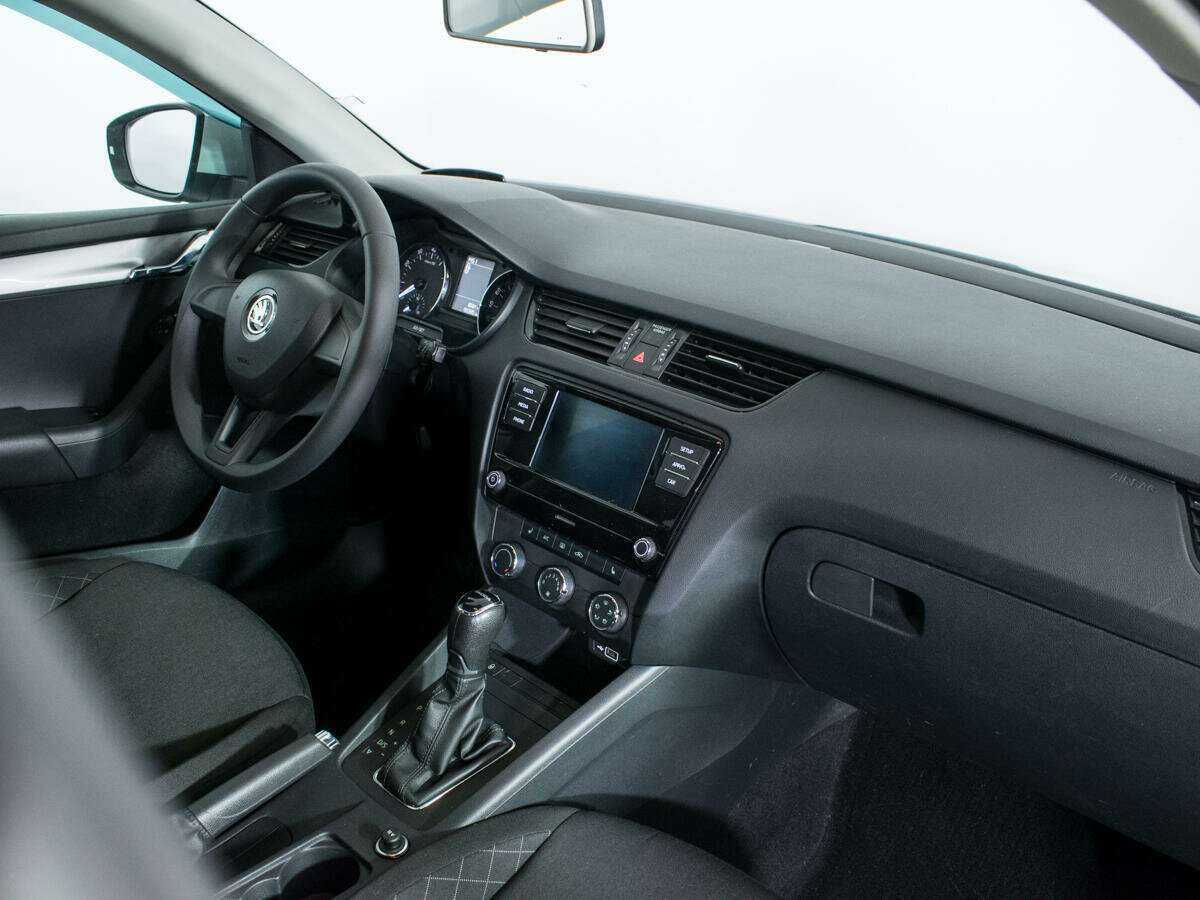 Skoda Octavia, 2018 - Фото №8