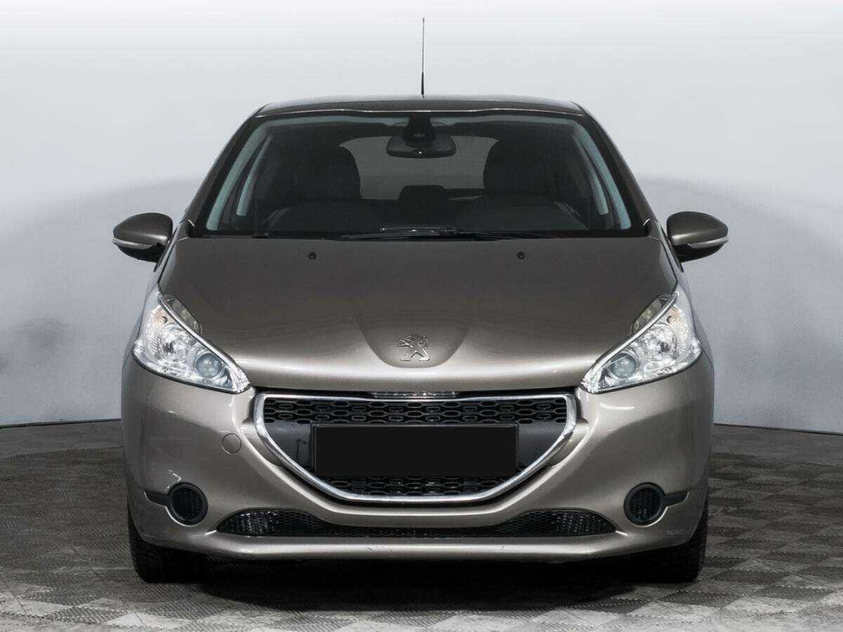 Peugeot 208, 2013 - Фото №1