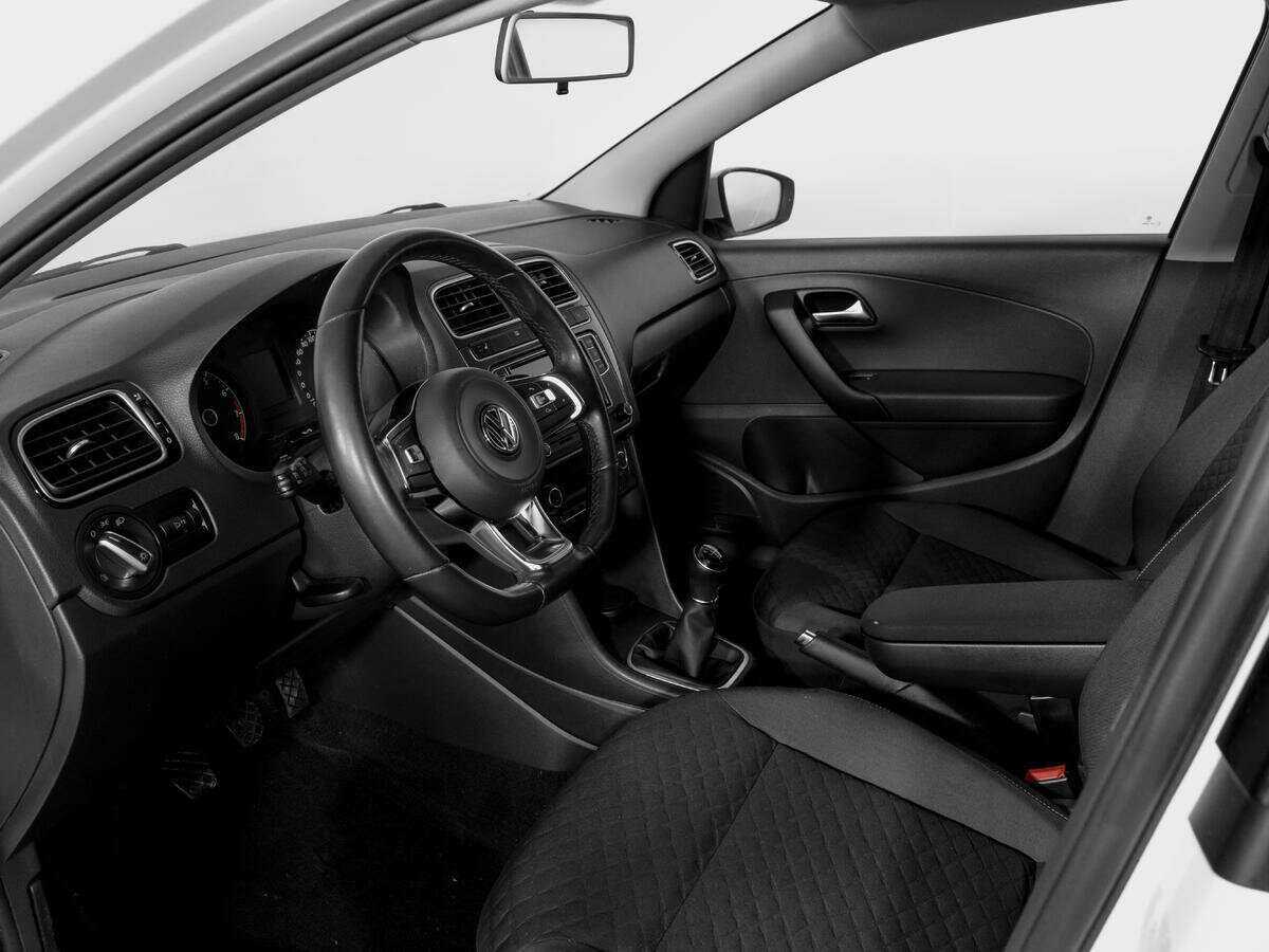 Volkswagen Polo, 2020 - Фото №14