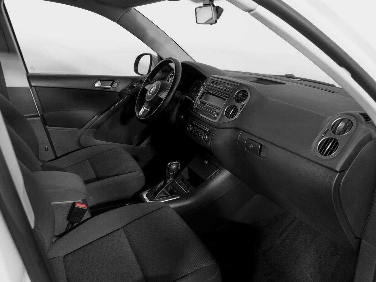 Volkswagen Tiguan, 2012 - Фото №8