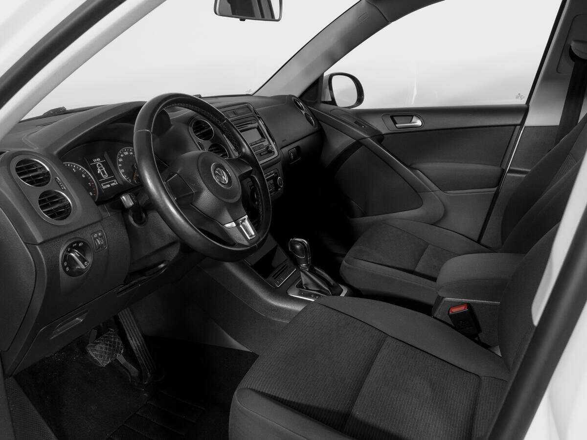 Volkswagen Tiguan, 2012 - Фото №14