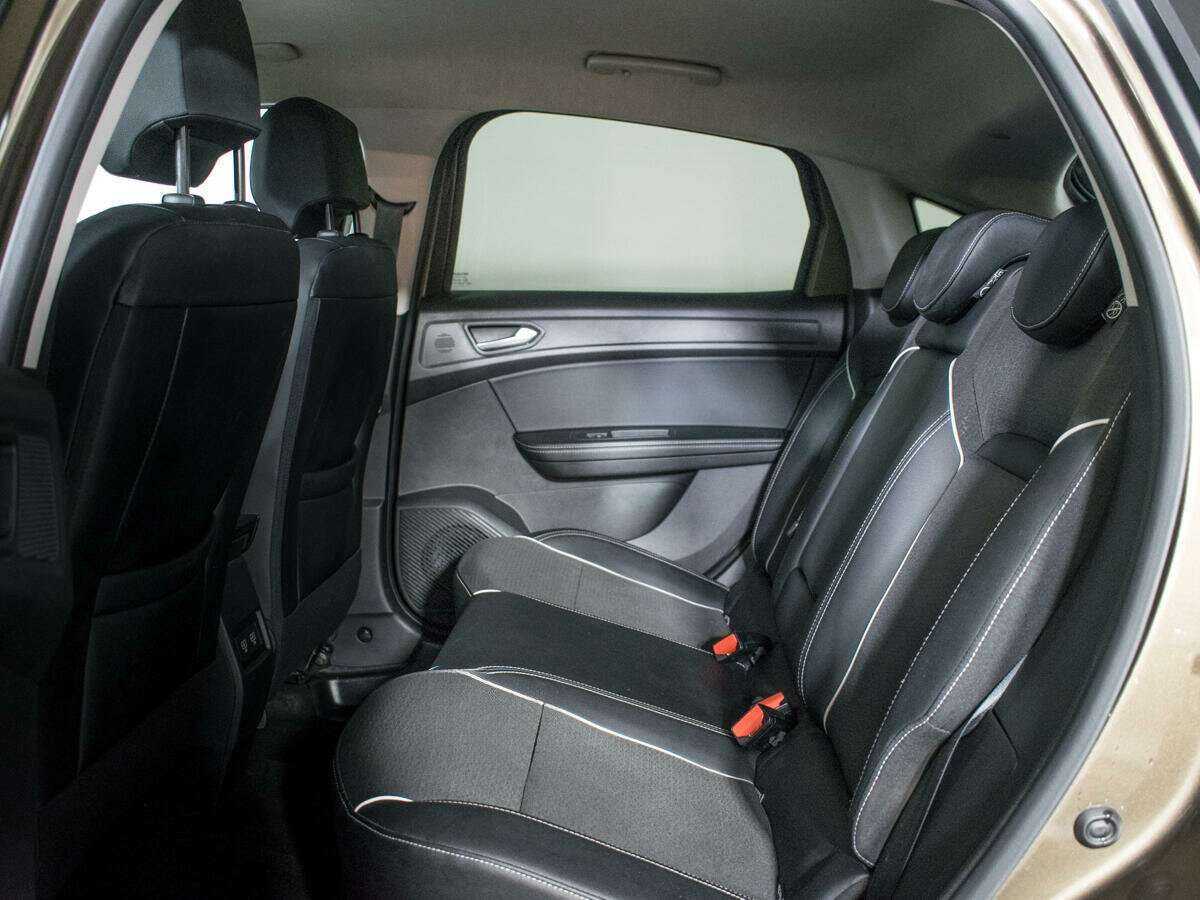Renault Arkana, 2019 - Фото №9