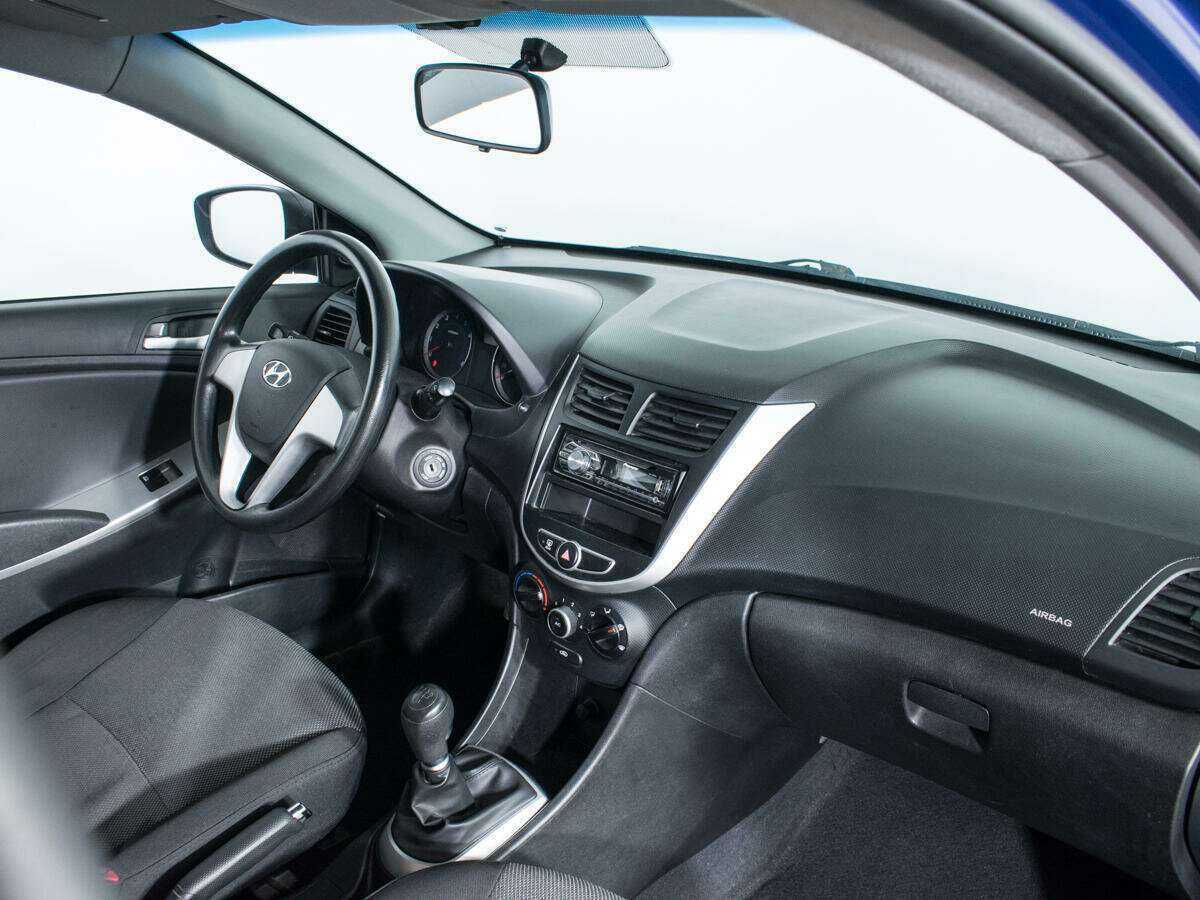 Hyundai Solaris, 2012 - Фото №8