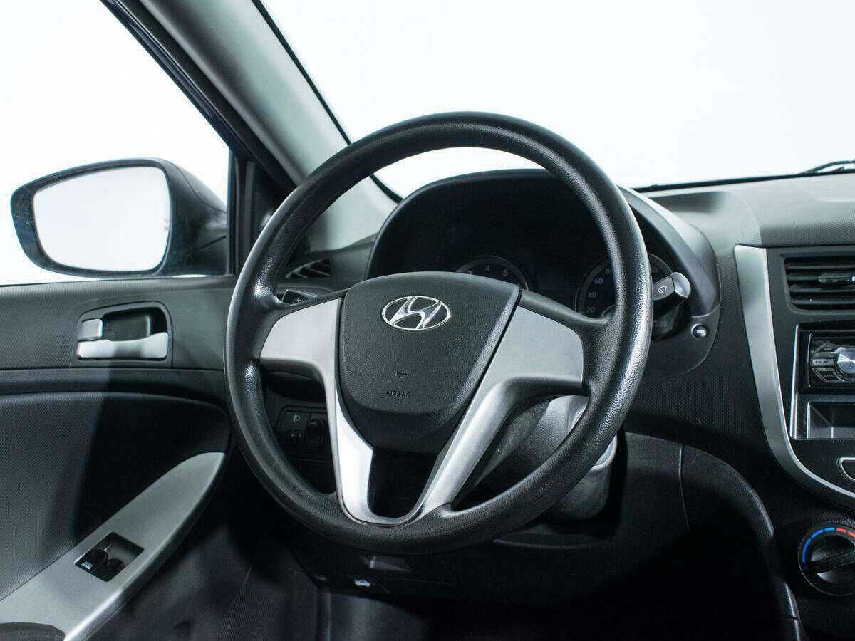 Hyundai Solaris, 2012 - Фото №13