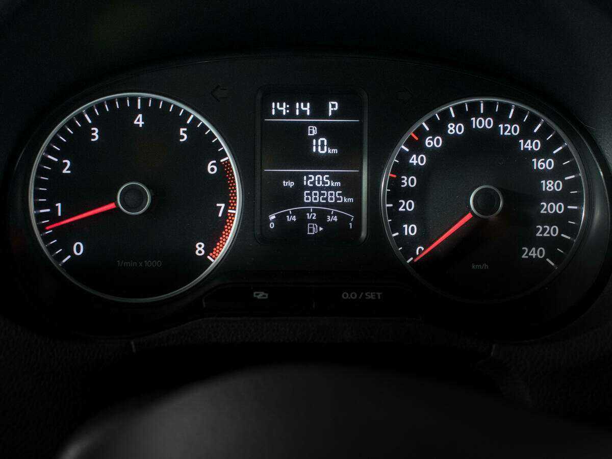 Volkswagen Polo, 2012 - Фото №10