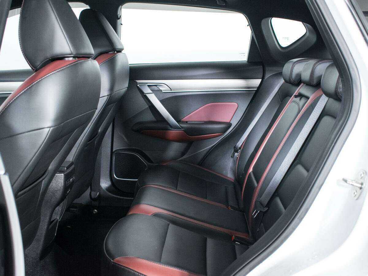 Geely Coolray, 2021 - Фото №8