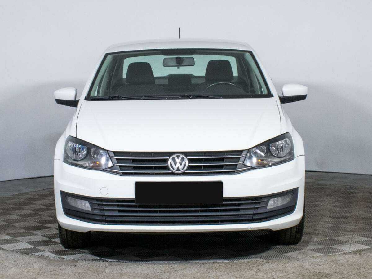 Volkswagen Polo, 2015 - Фото №1