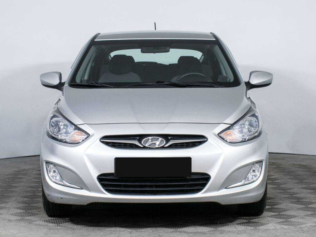 Hyundai Solaris, 2012 - Фото №1