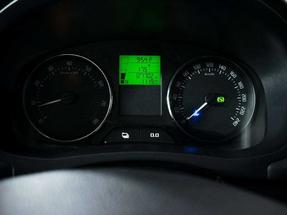 Skoda Fabia, 2012 - Фото №10