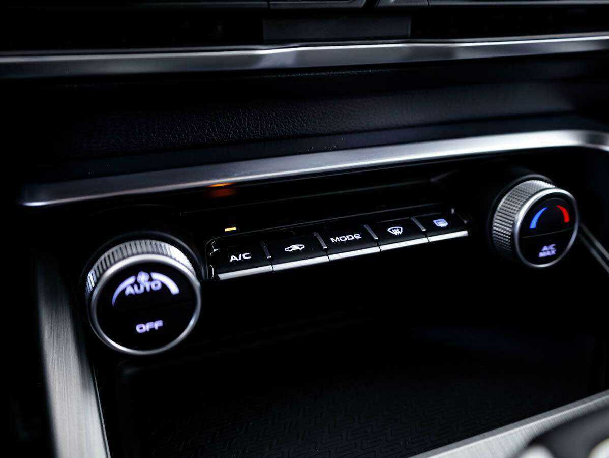 Geely Coolray, 2021 - Фото №19