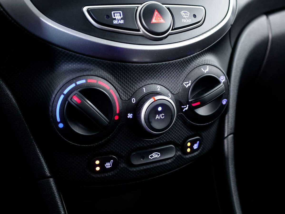 Hyundai Solaris, 2015 - Фото №15