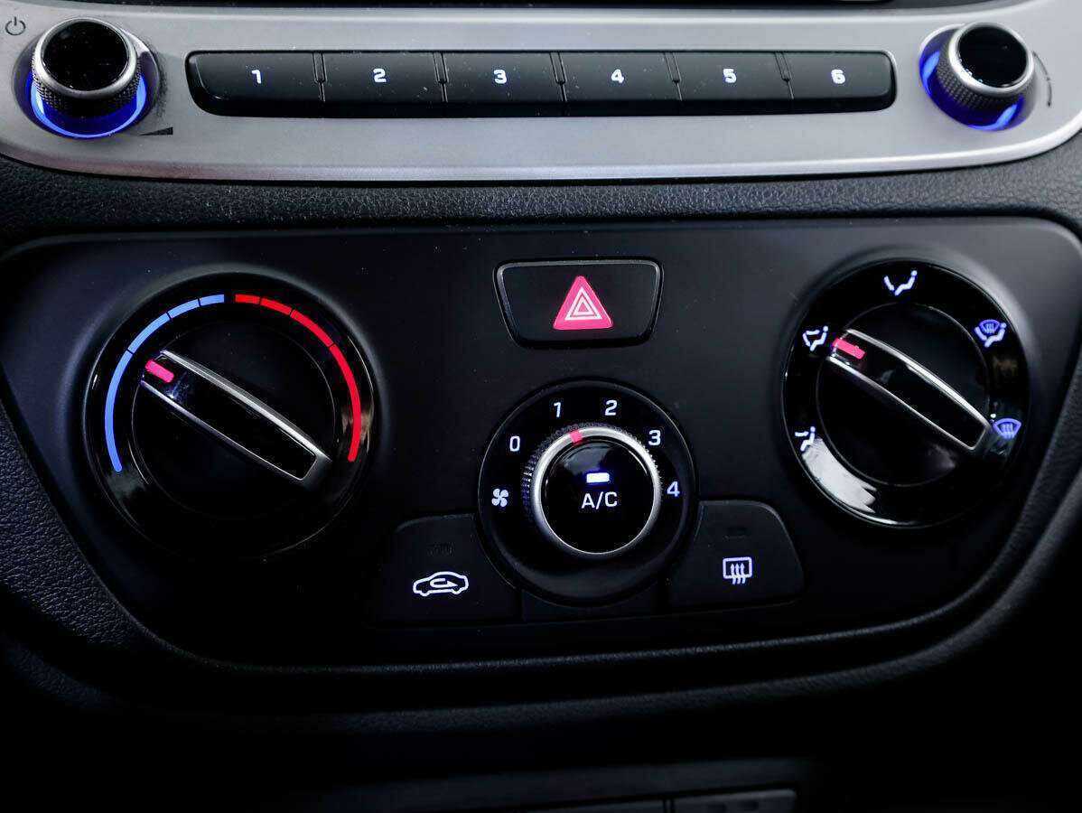 Hyundai Solaris, 2018 - Фото №14