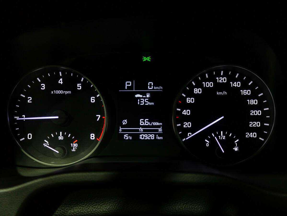 Hyundai Elantra, 2018 - Фото №19