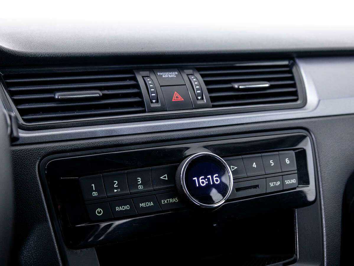 Skoda Rapid, 2017 - Фото №16