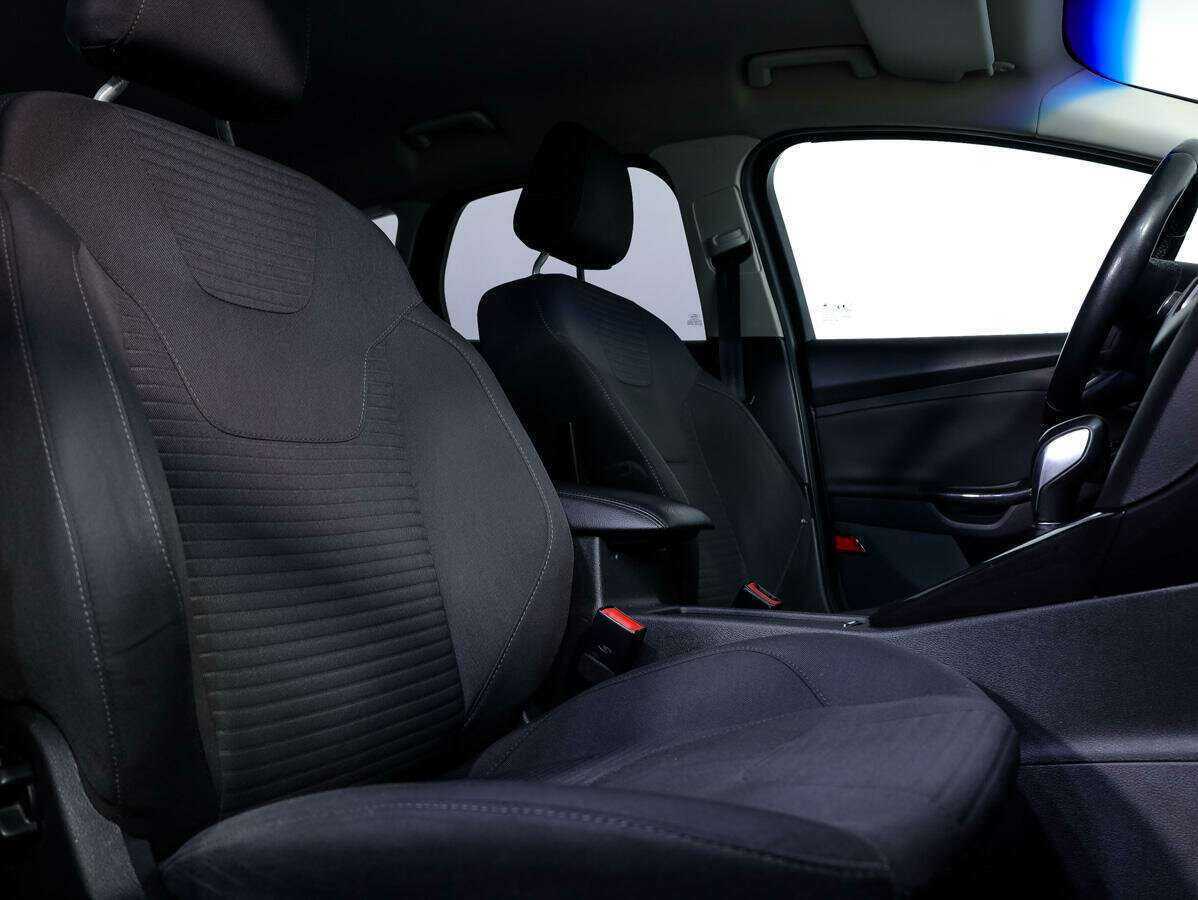 Ford Focus, 2018 - Фото №10