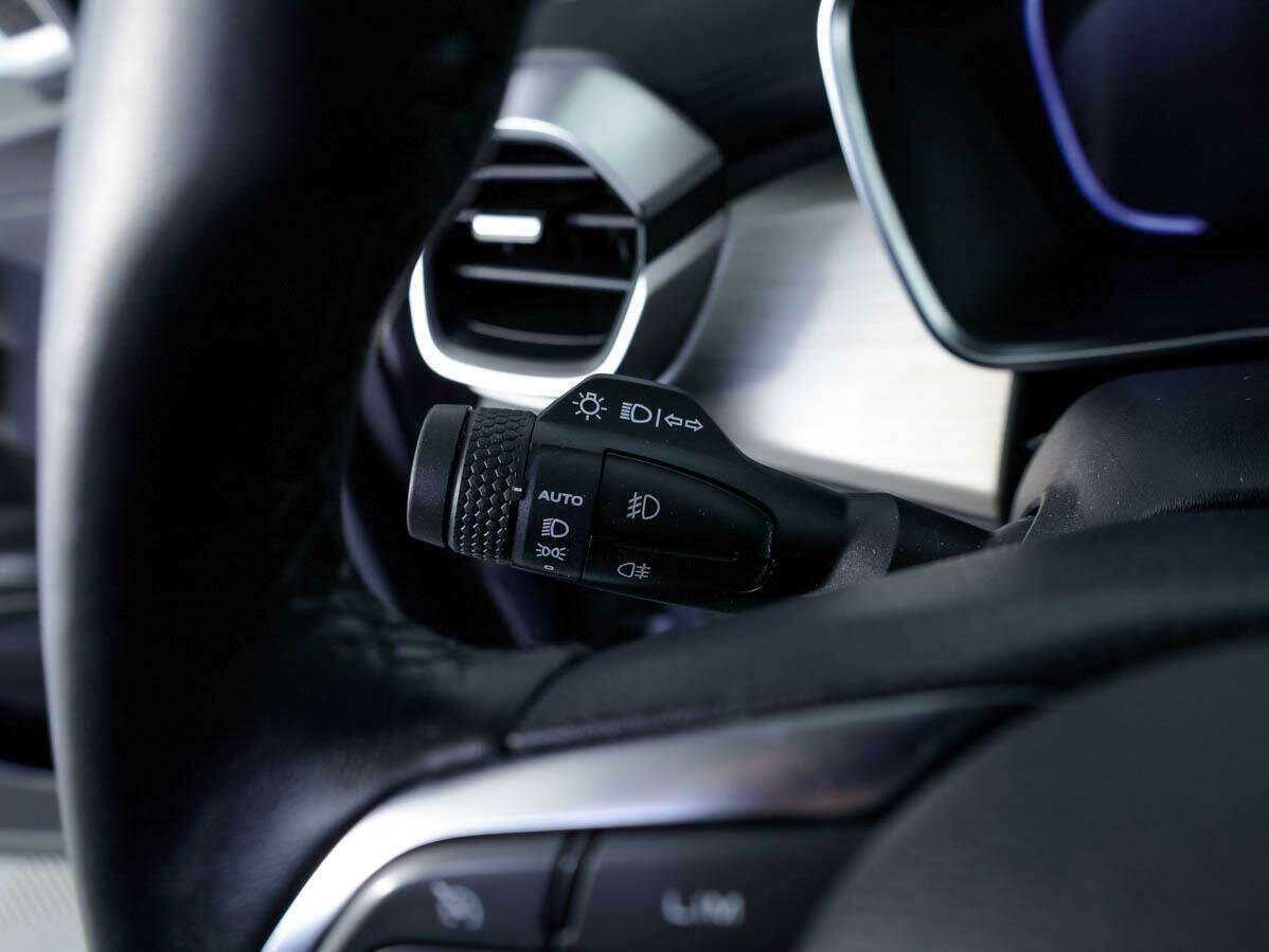 Geely Coolray, 2022 - Фото №15