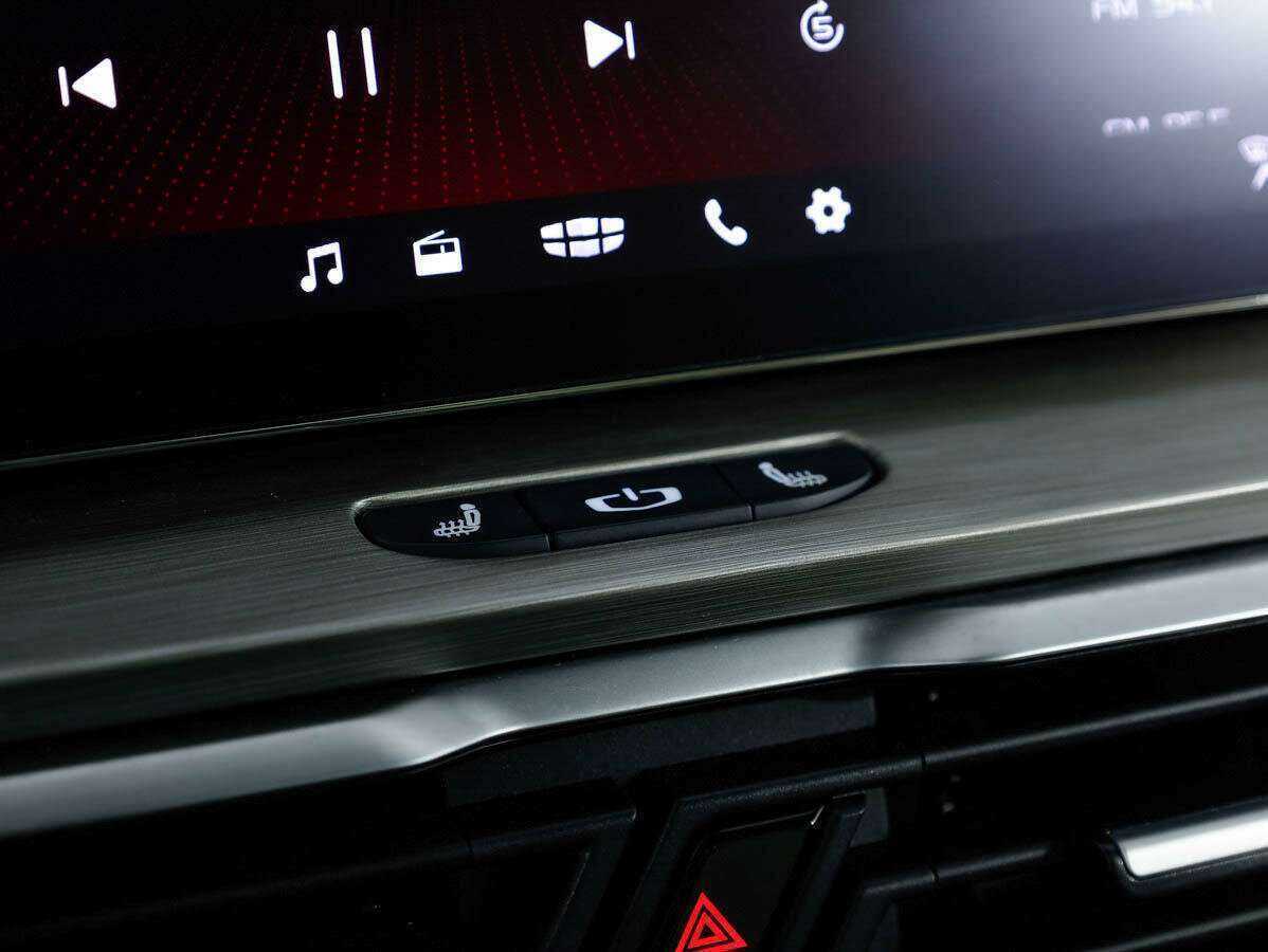 Geely Coolray, 2022 - Фото №22