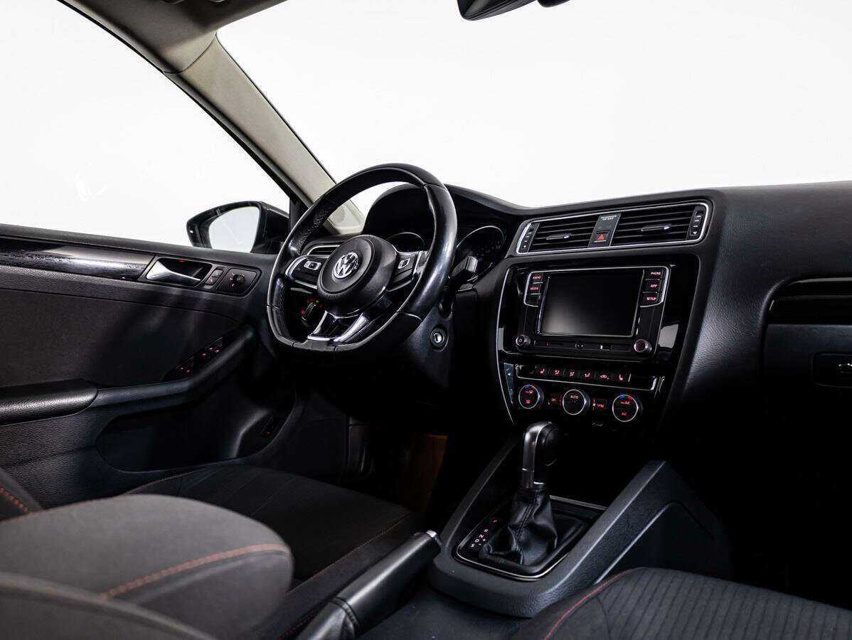 Volkswagen Jetta, 2017 - Фото №7