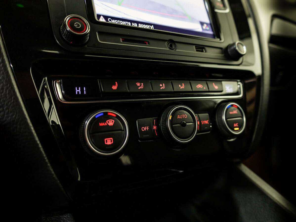 Volkswagen Jetta, 2017 - Фото №12