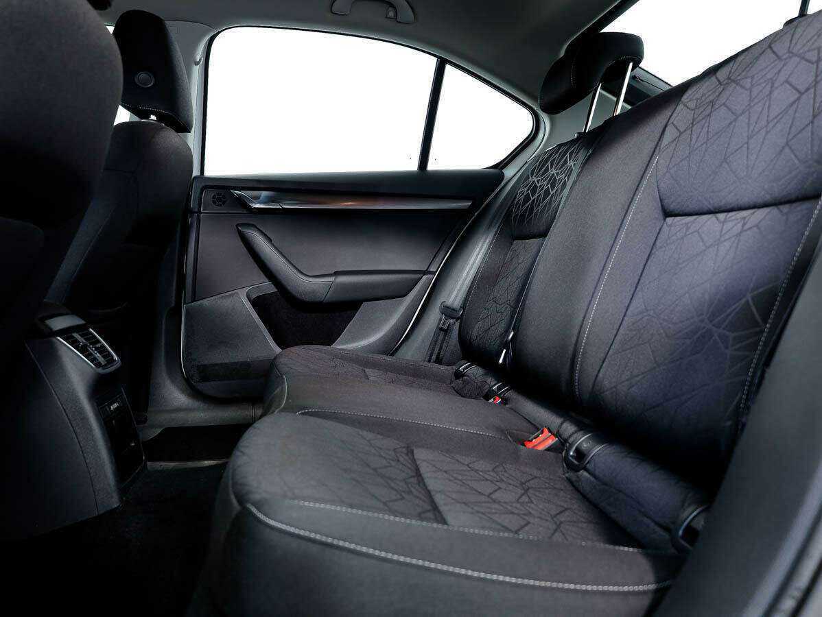 Skoda Octavia, 2018 - Фото №14