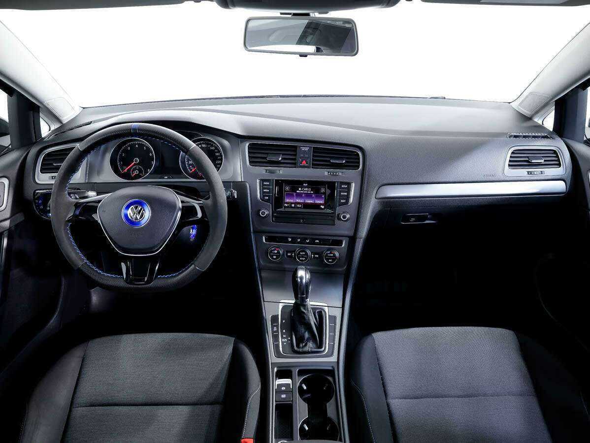 Volkswagen Golf, 2013 - Фото №8