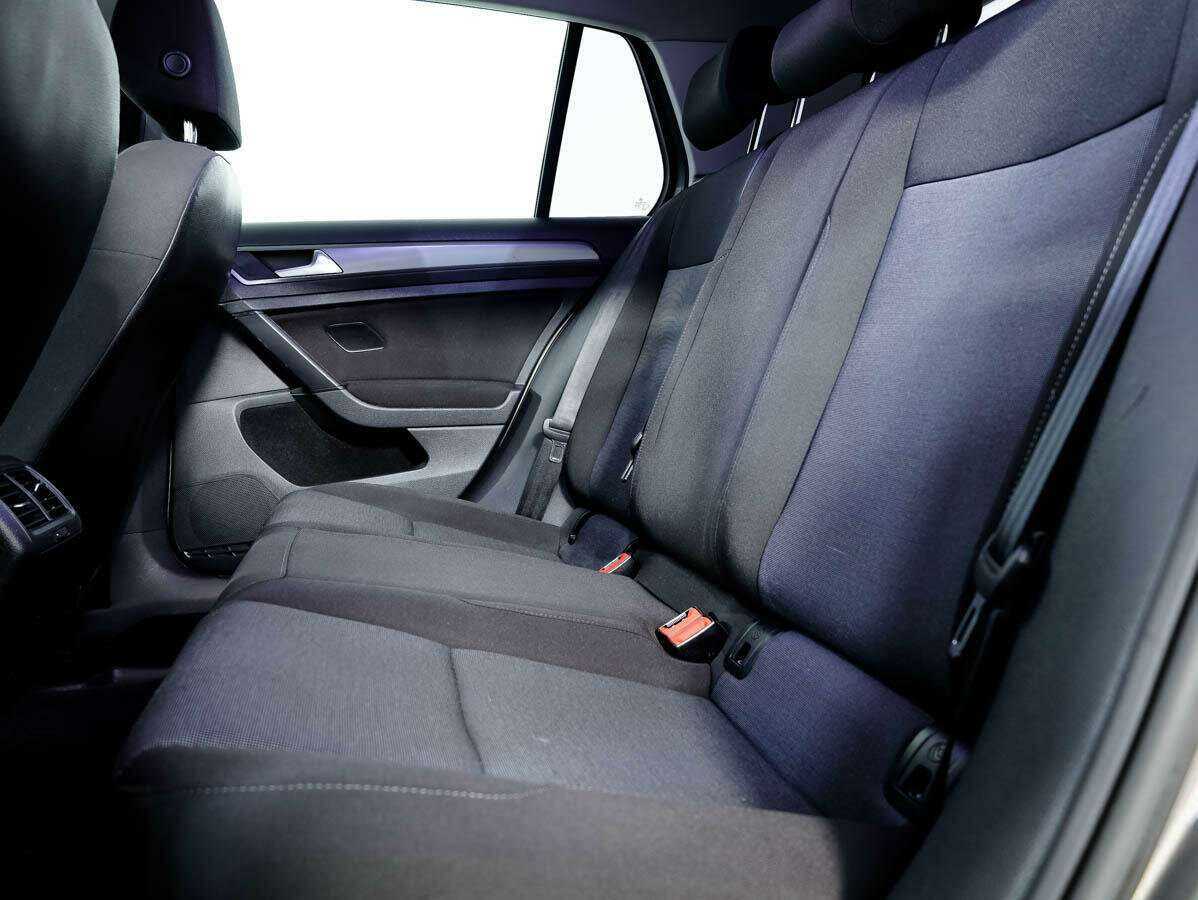 Volkswagen Golf, 2013 - Фото №11