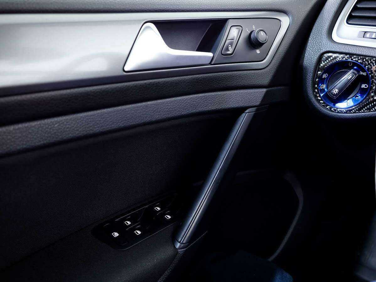 Volkswagen Golf, 2013 - Фото №16