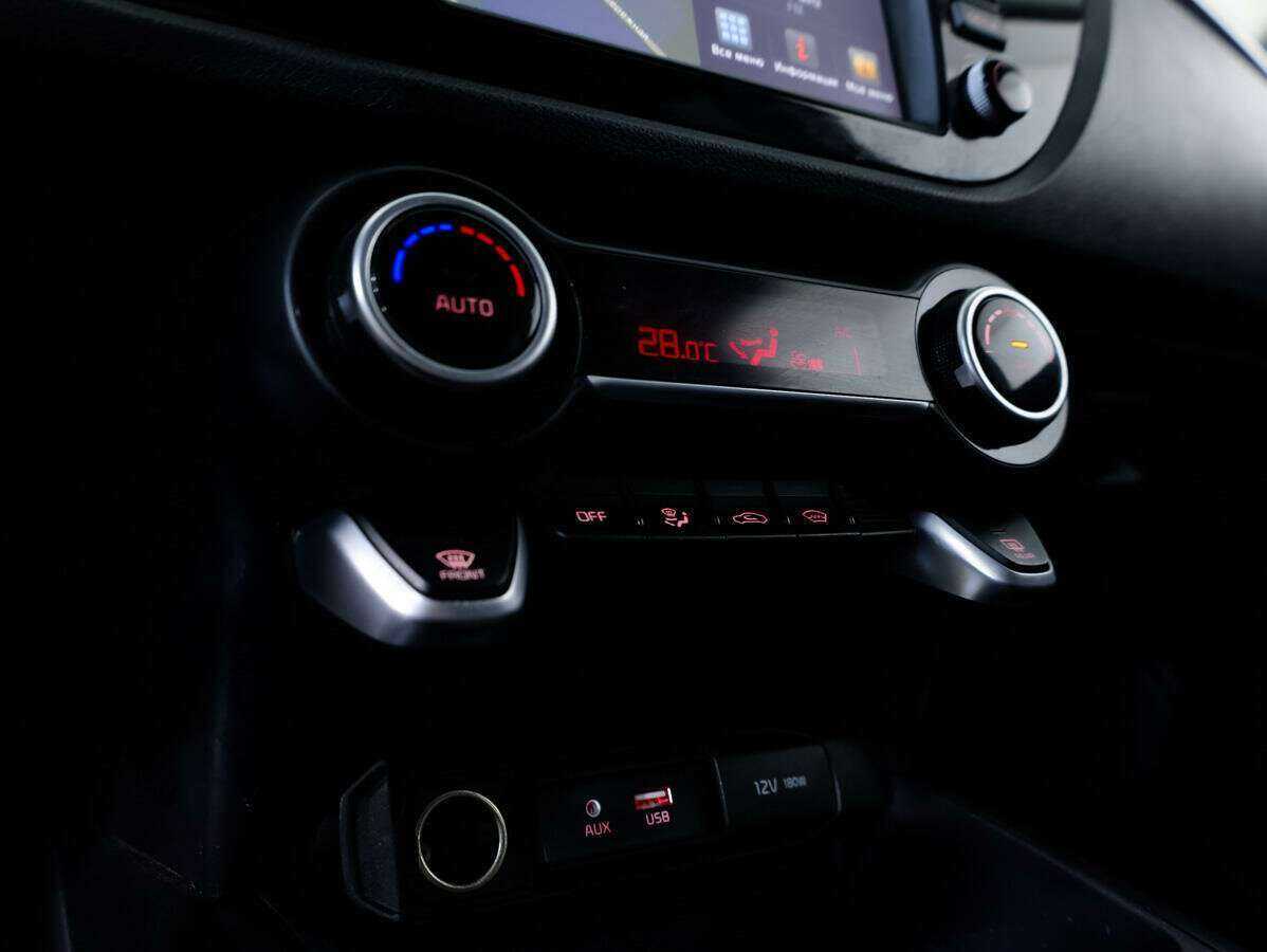 Kia Rio X-Line, 2018 - Фото №15