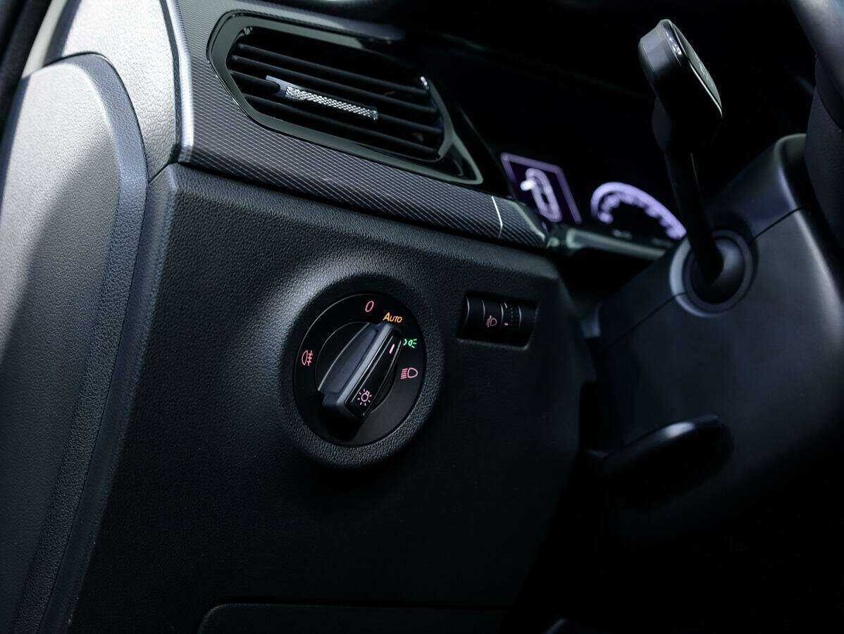 Volkswagen Polo, 2020 - Фото №17