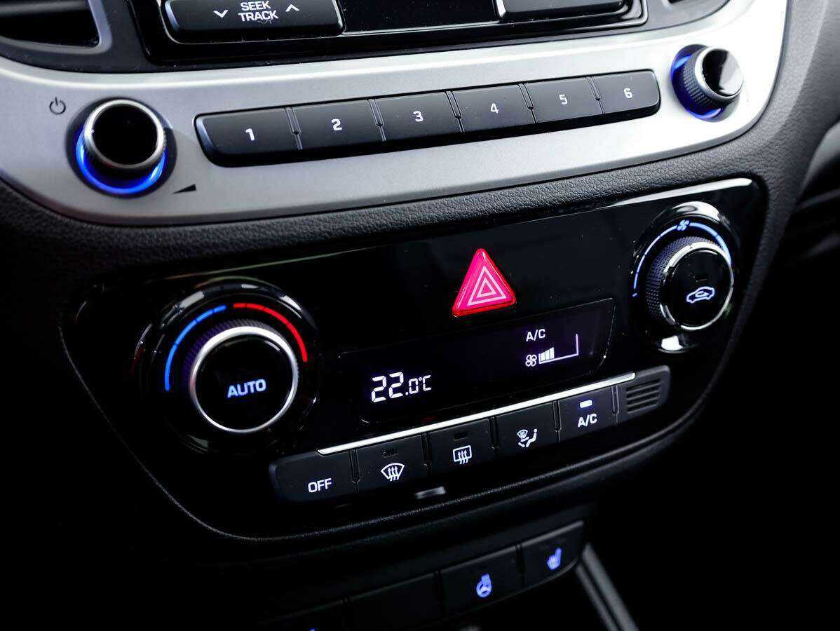 Hyundai Solaris, 2017 - Фото №15