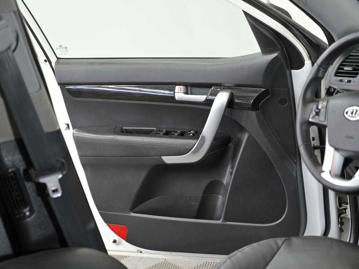 Kia Sorento, 2012 - Фото №8