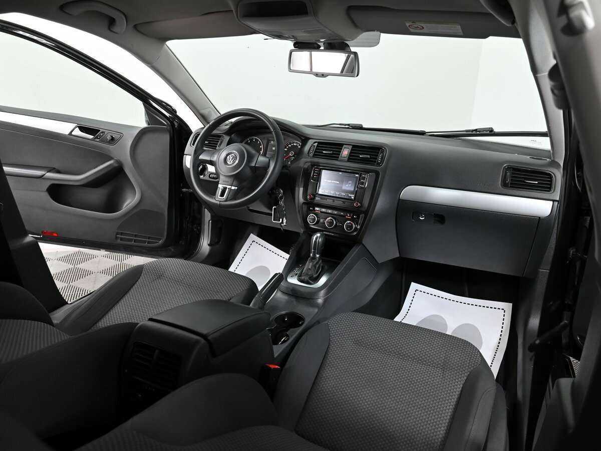 Volkswagen Jetta, 2012 - Фото №4