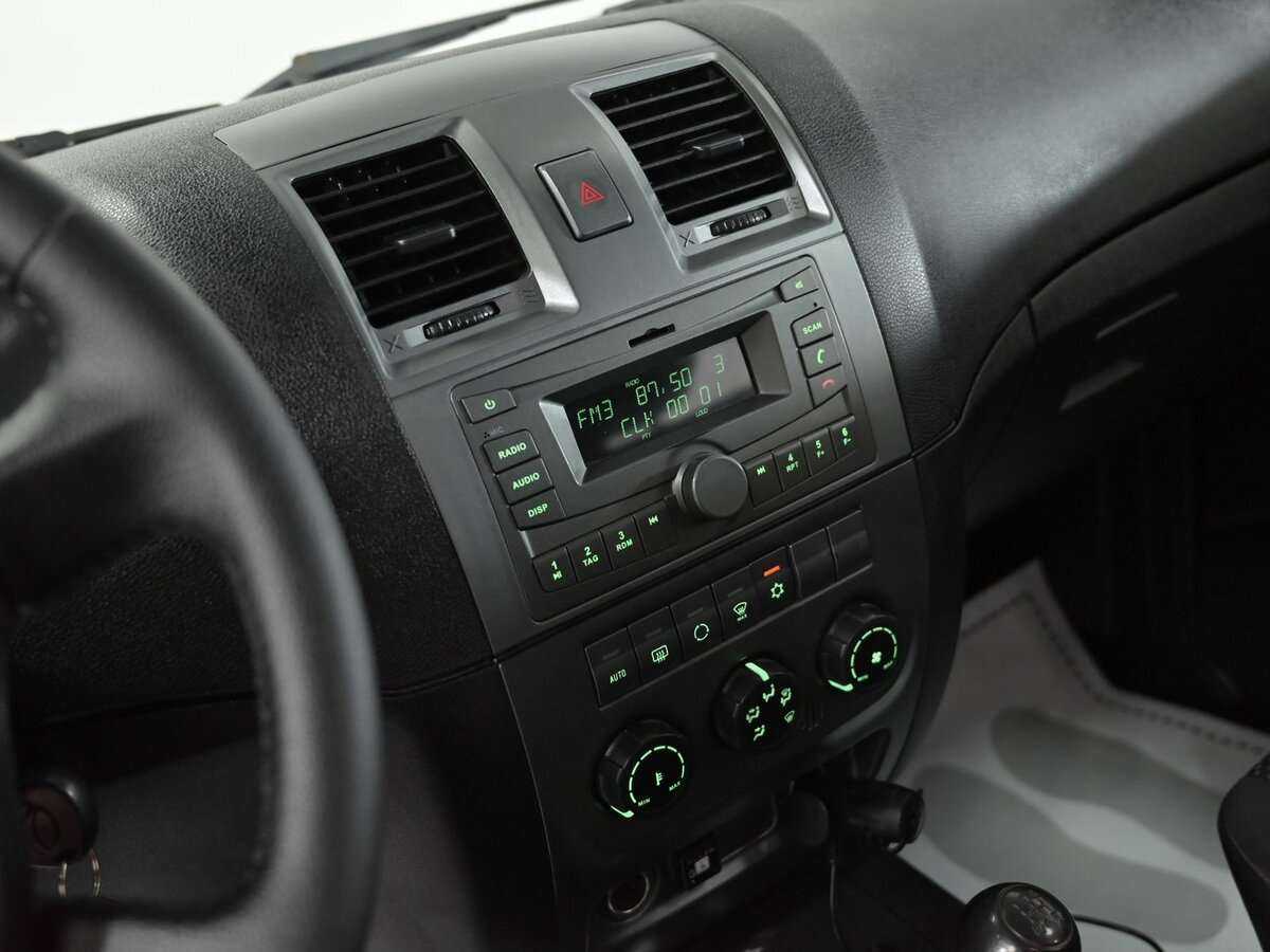 УАЗ Patriot, 2015 - Фото №7