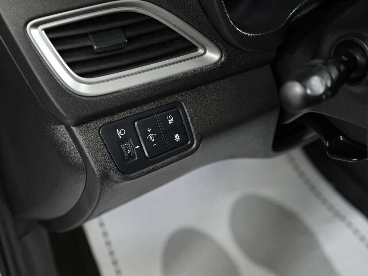 Hyundai Solaris, 2020 - Фото №8