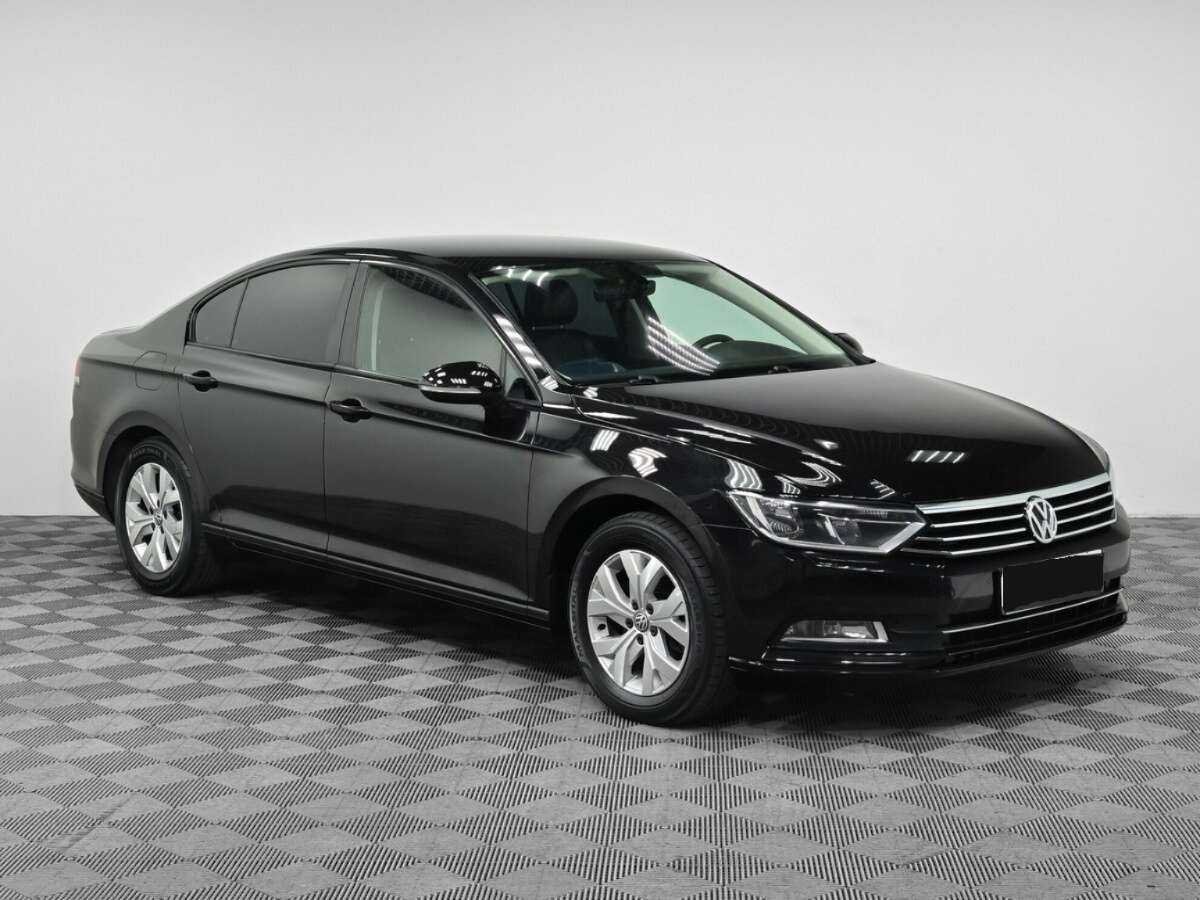 Volkswagen Passat, 2016 - Фото №2