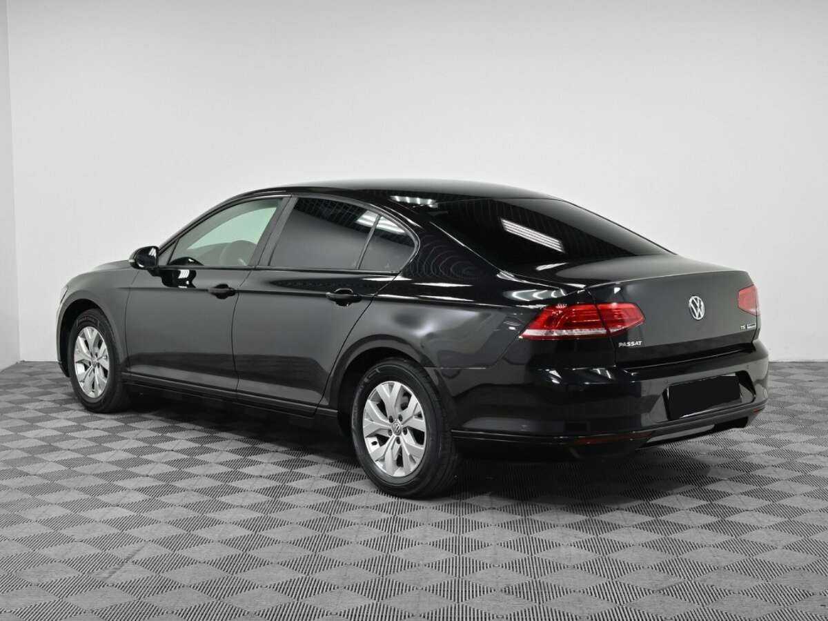 Volkswagen Passat, 2016 - Фото №3