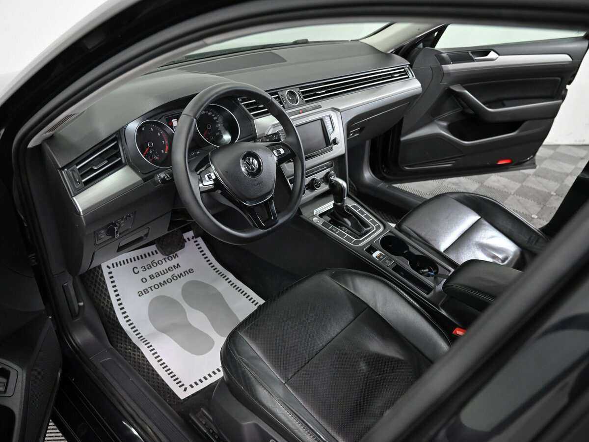 Volkswagen Passat, 2016 - Фото №4