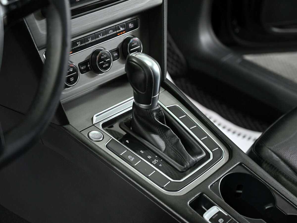 Volkswagen Passat, 2016 - Фото №9