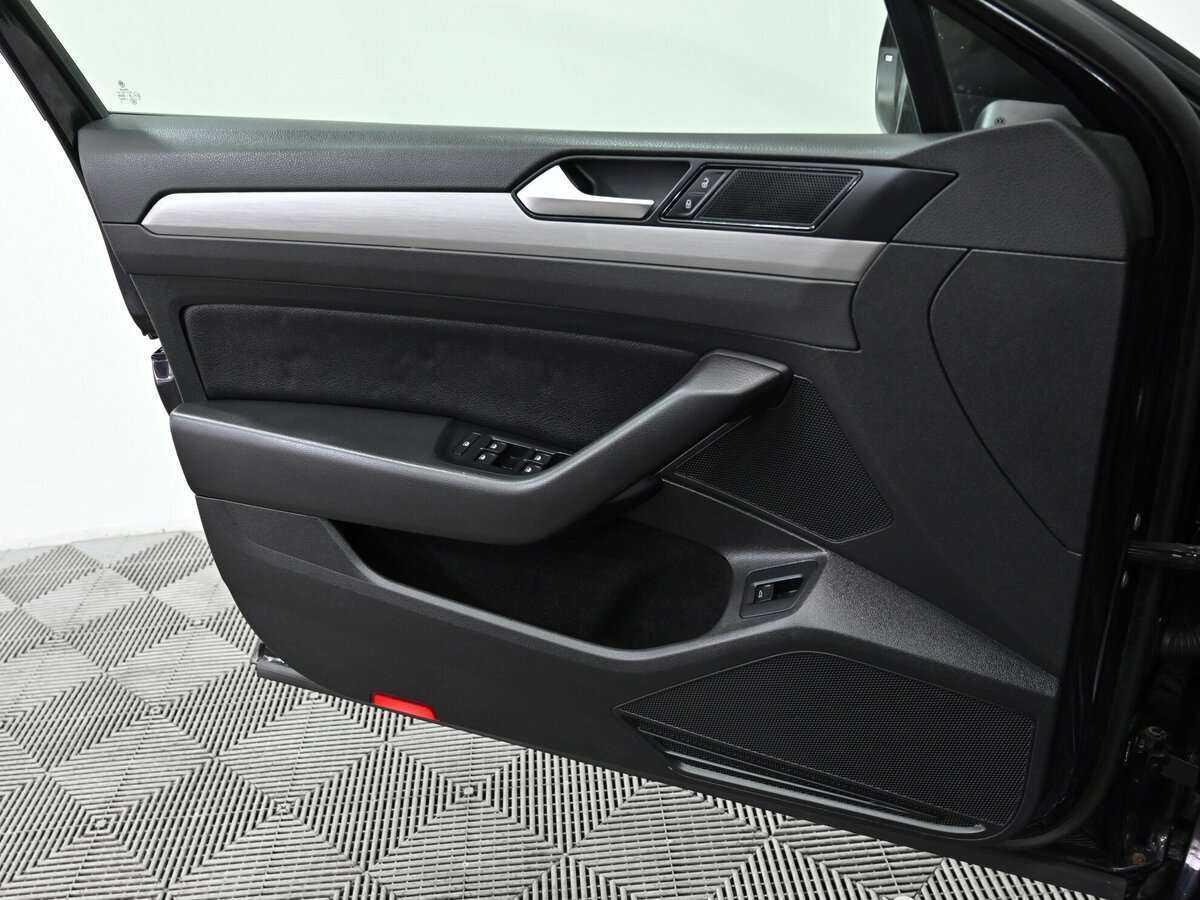 Volkswagen Passat, 2016 - Фото №10