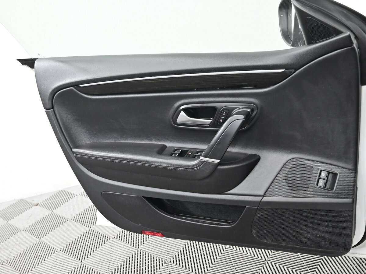 Volkswagen Passat CC, 2012 - Фото №5