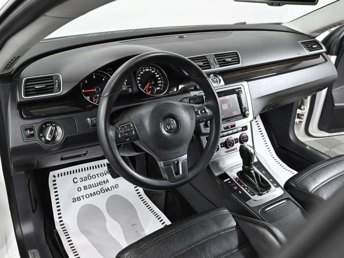 Volkswagen Passat CC, 2012 - Фото №7