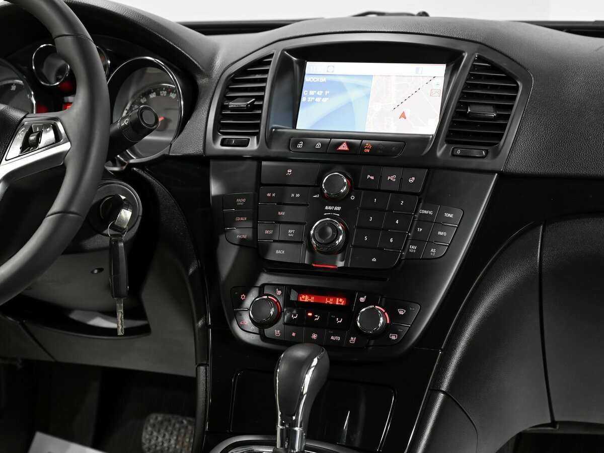 Opel Insignia, 2013 - Фото №9