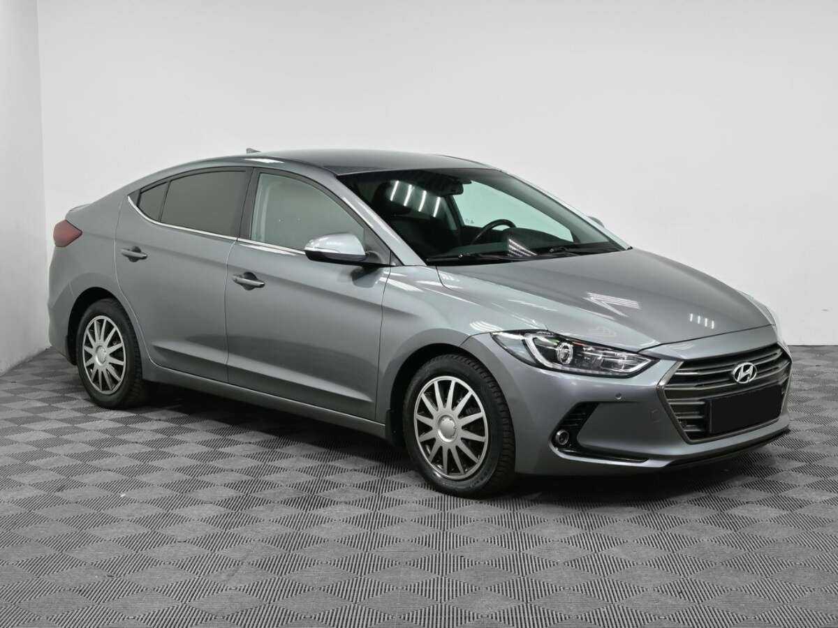 Hyundai Elantra, 2018 - Фото №2